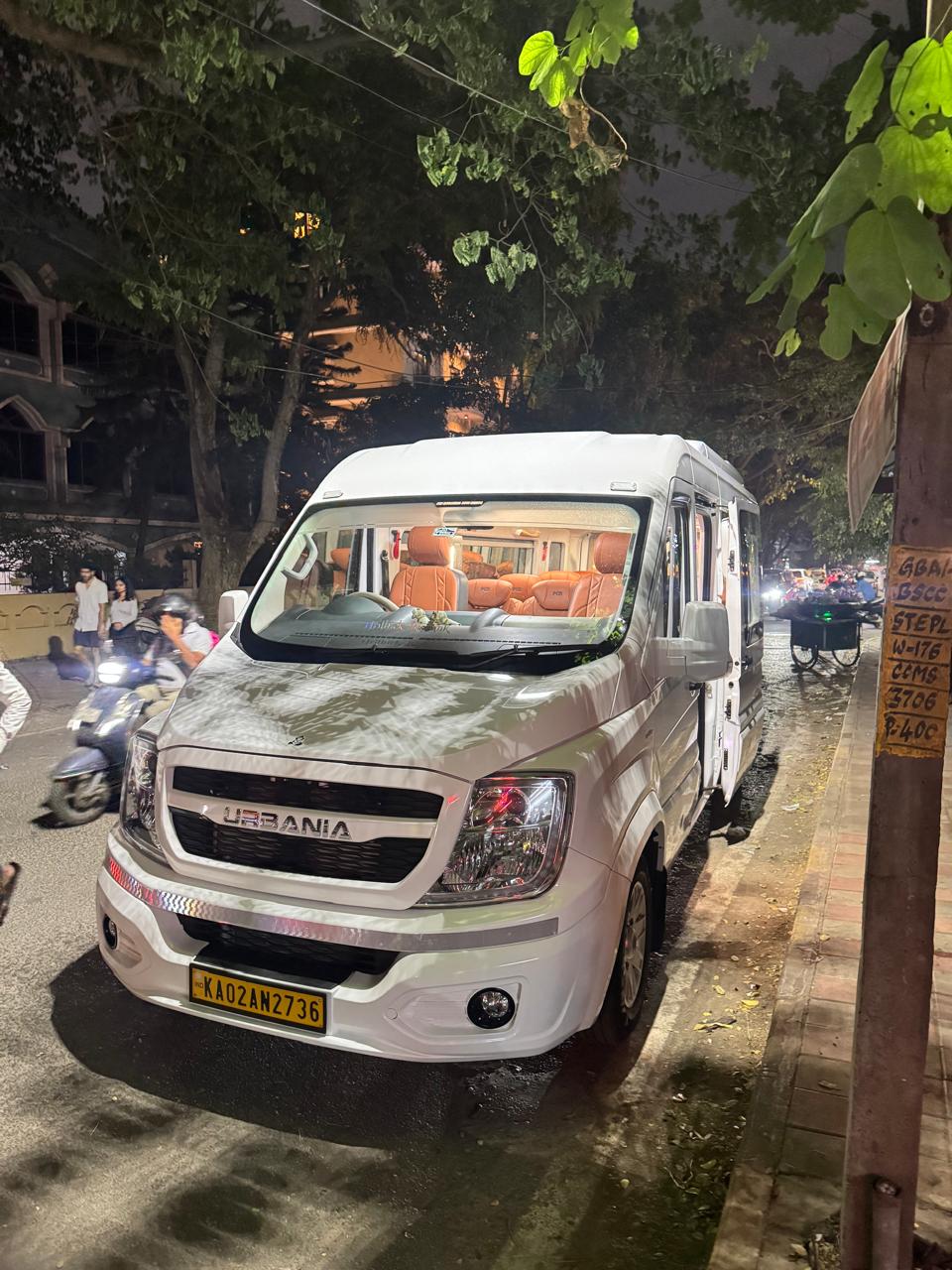 12 Seater Luxury Maharaja Urbania Interior
